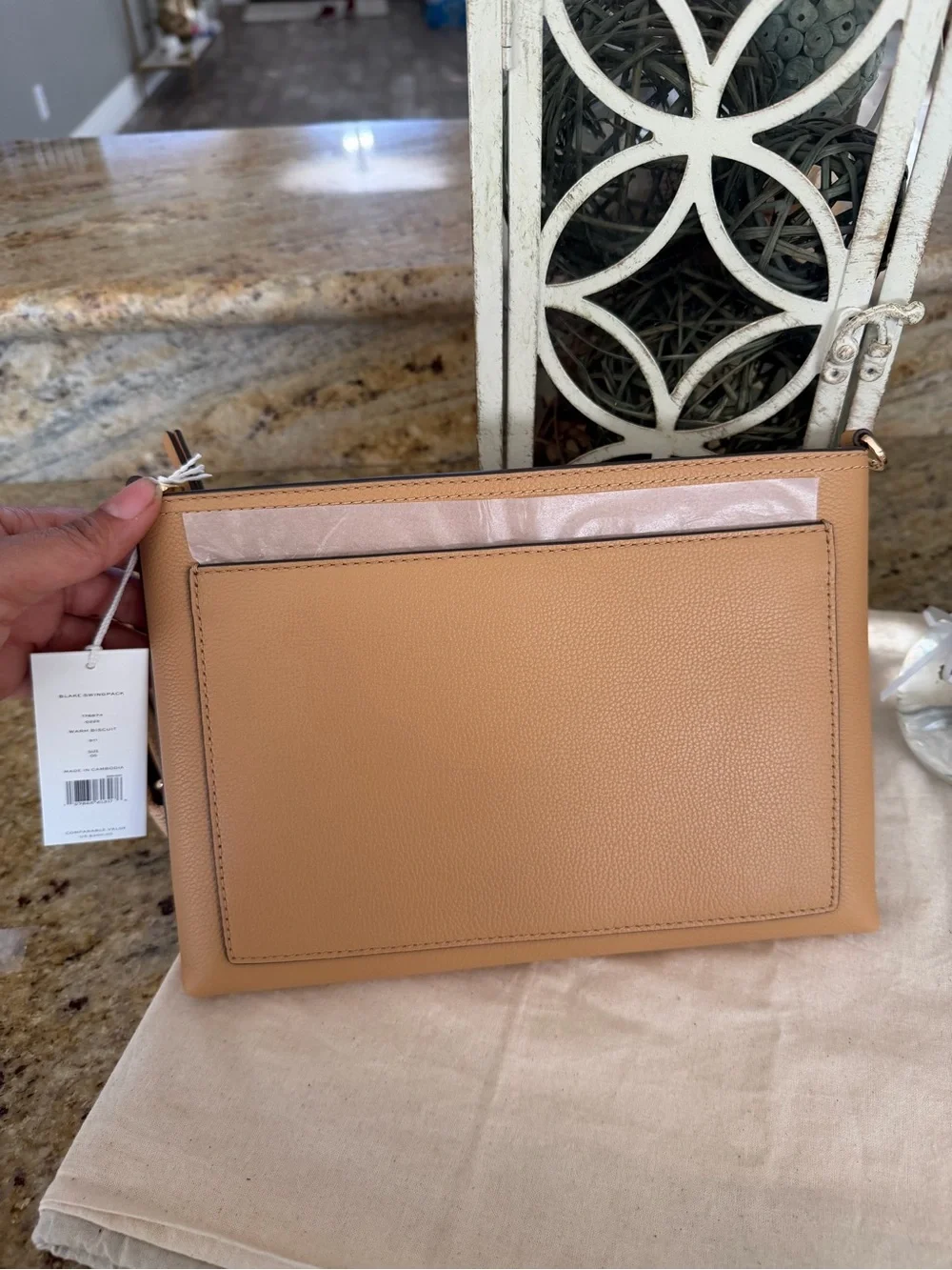NEW Tory Burch Blake Swingpack Leather Crossbody 176874 Warm Biscuit $300